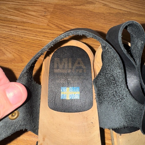 Black Leather Clogs with Buckle - Picture 5 of 5